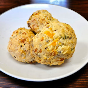
            
                Load image into Gallery viewer, Bacon, Cheddar and Chive Sconie (Mini-Scone)
            
        